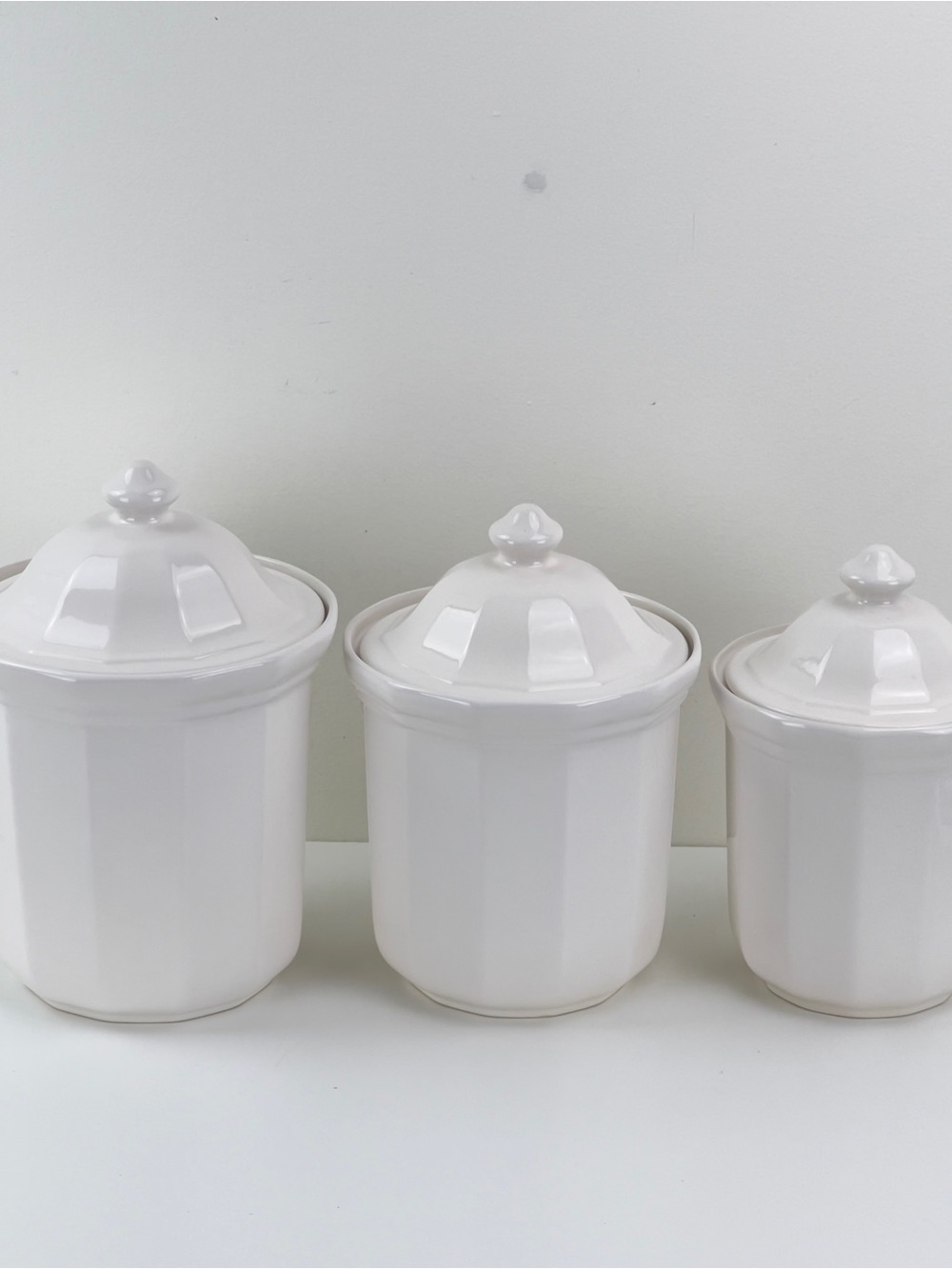Set Of 3 Pfaltzgraff Heritage White Canisters Large, Medium, Small